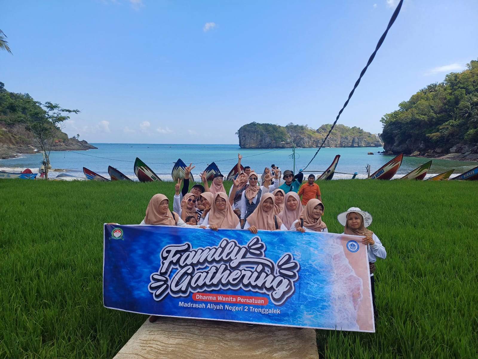 Family Gathering Dharma Wanita Persatuan MAN 2 Trenggalek