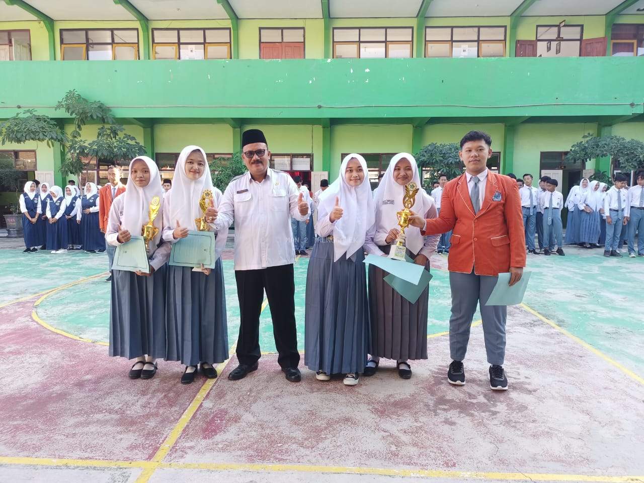 Kepala Madrasah Pimpin Langsung , Apel Awal Tahun Ajaran Baru dan Kegiatan Matsama ( Masa Ta'aruf Siswa Madrasah )
